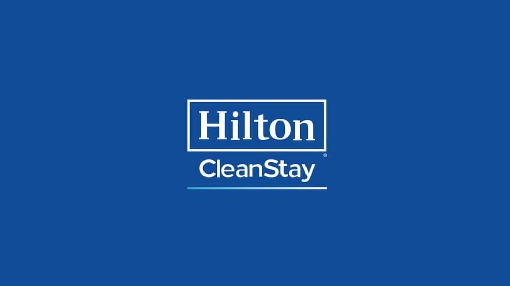 Hampton Inn Defiance Bagian luar foto