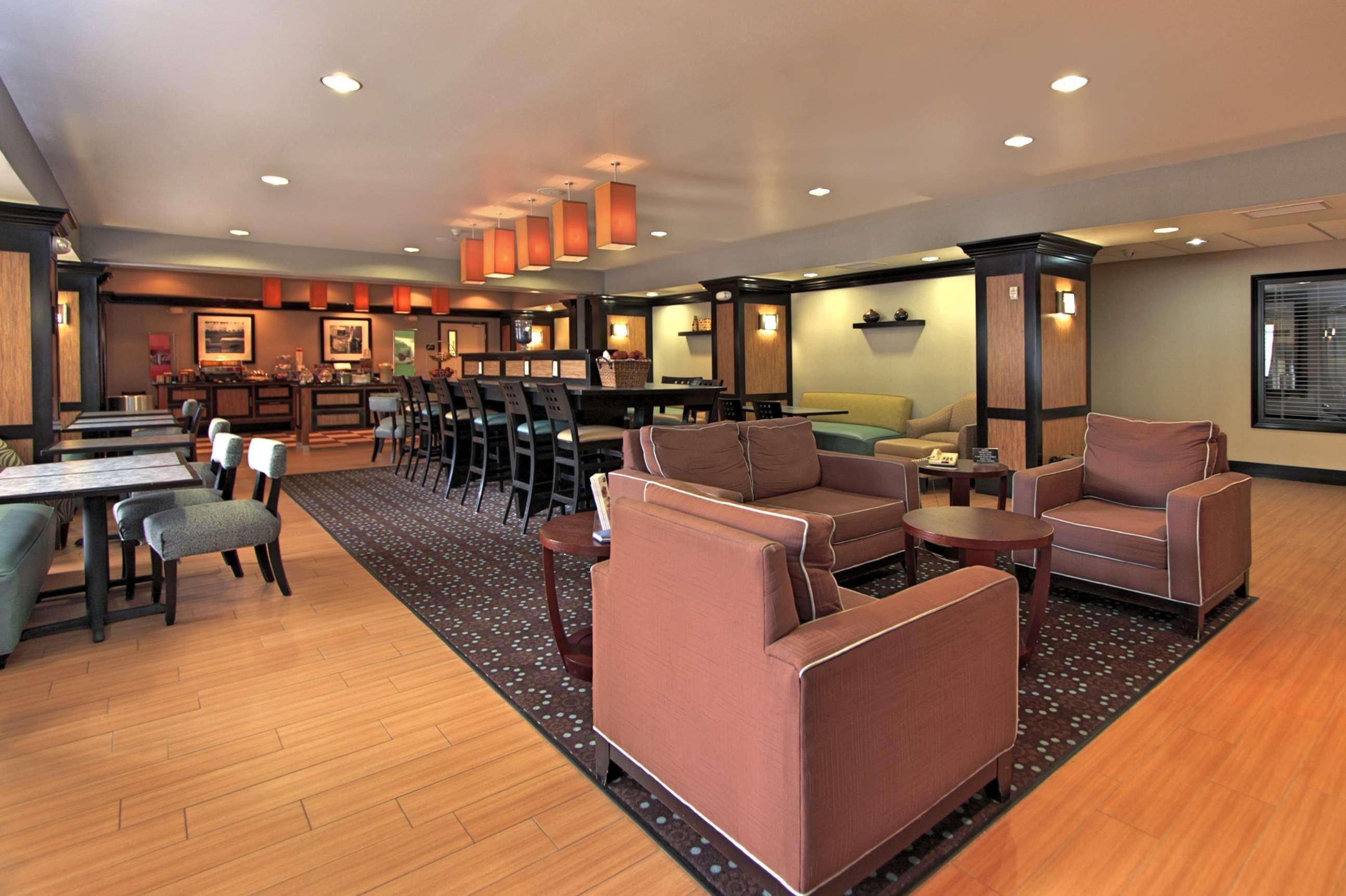 Hampton Inn Defiance Bagian luar foto