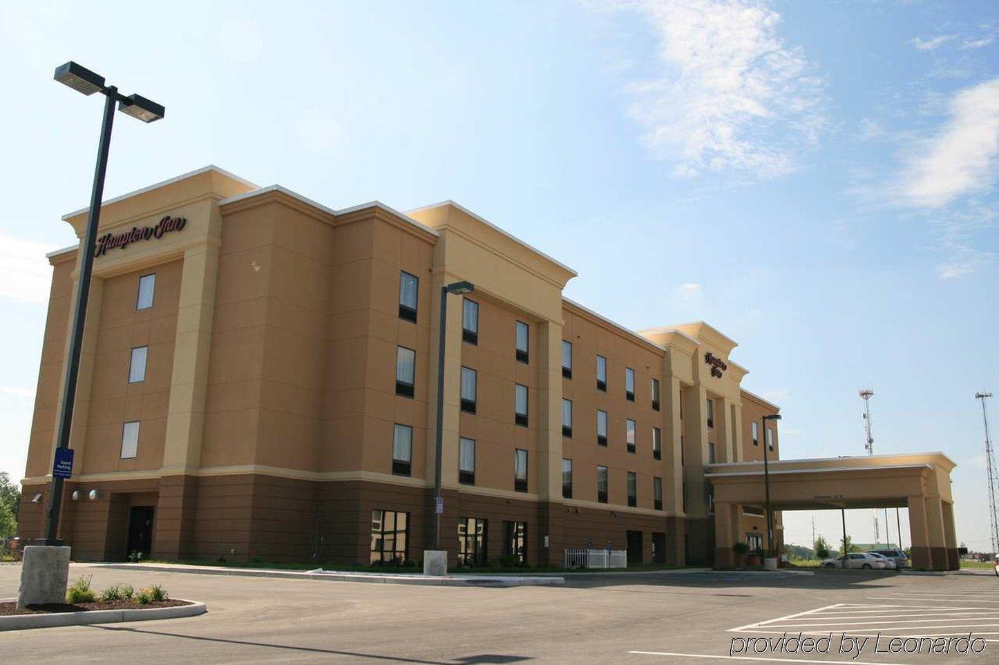 Hampton Inn Defiance Bagian luar foto
