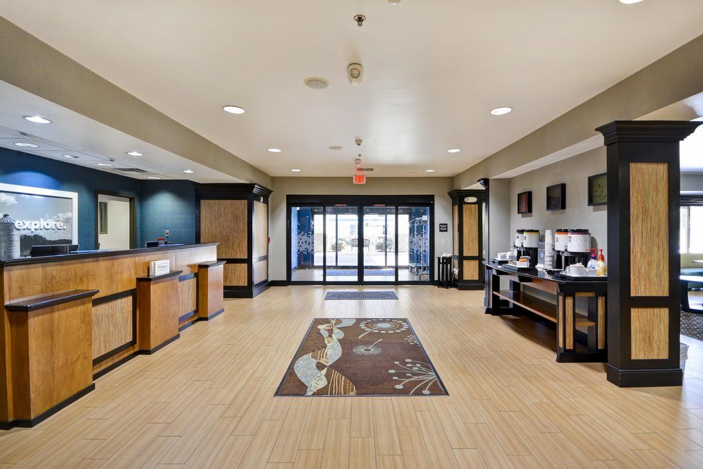 Hampton Inn Defiance Bagian luar foto